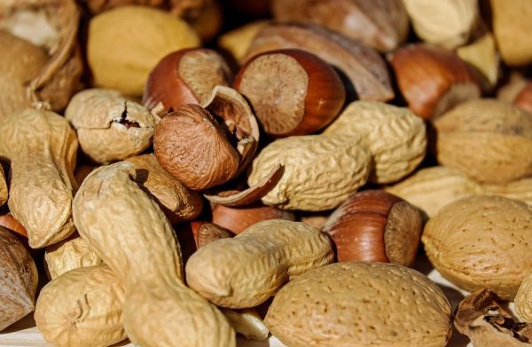 Nuts and seeds can reduce visible signs of aging like wrinkles and sagging skin.