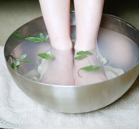 Listerine foot bath can get rid of those toe nail fungus.